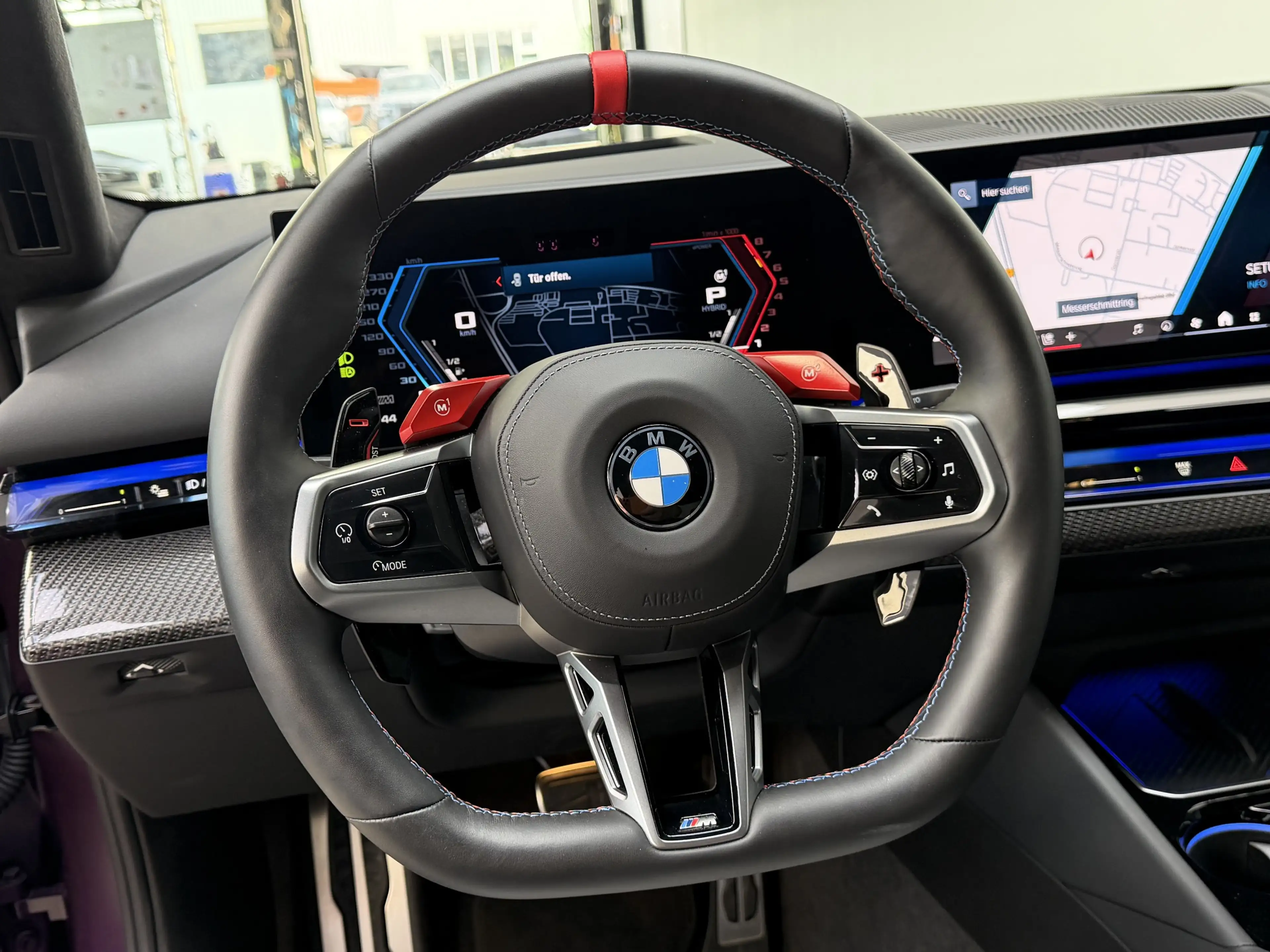 BMW M5 Individual Keramik CarbonExt. AHK Ultimate — photo 9