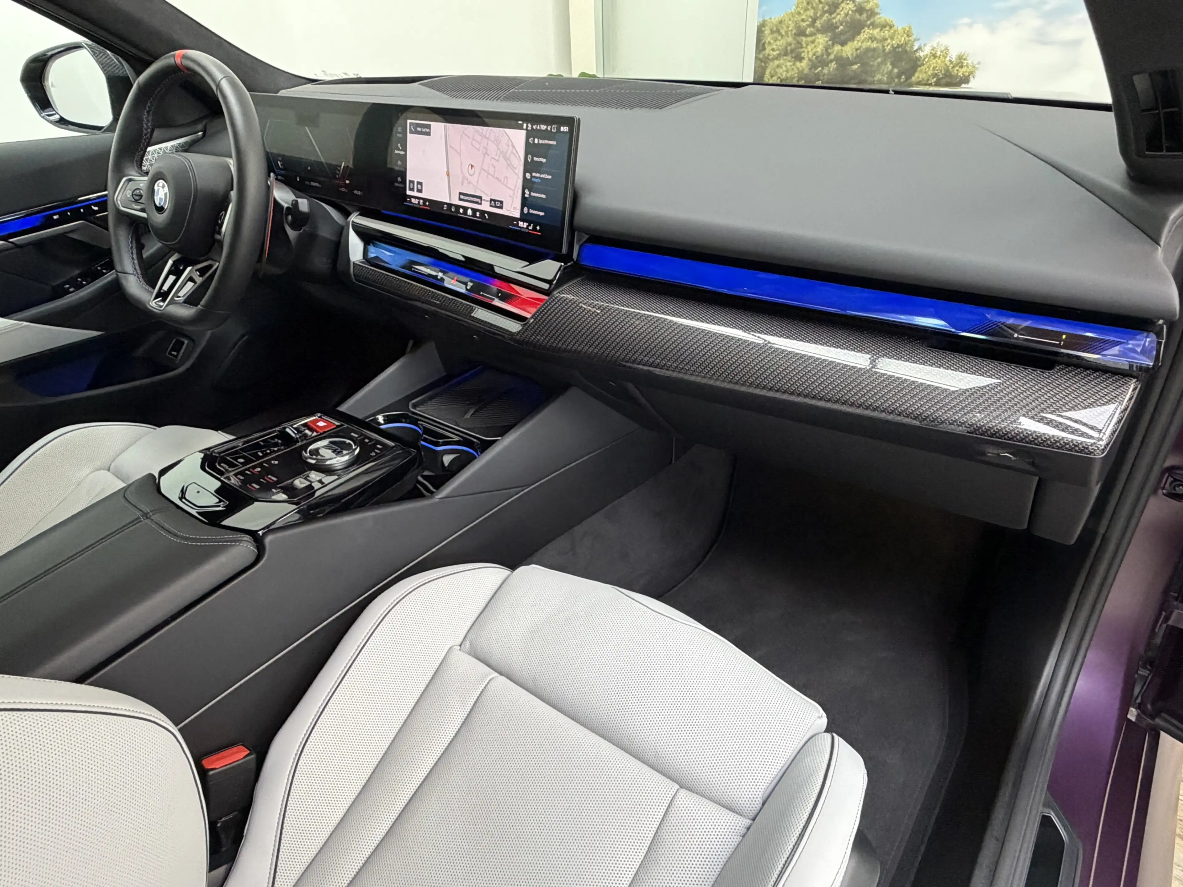 BMW M5 Individual Keramik CarbonExt. AHK Ultimate — photo 30
