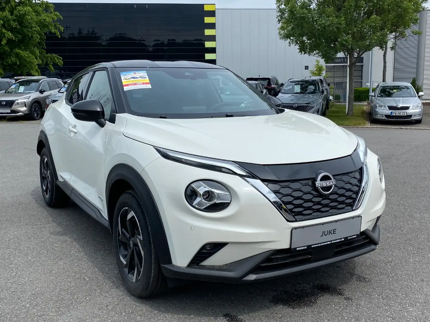 Nissan Juke 1.6 Hybrid 4AMT N-Connecta FLA SpurH Kam Blanc - 2