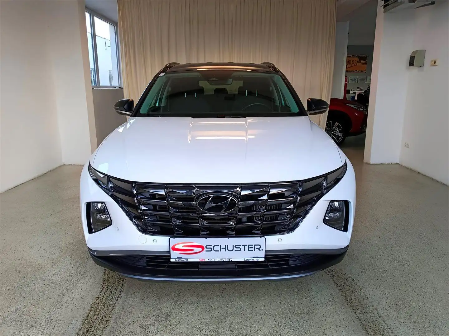 Hyundai TUCSON Tucson NX4 Trend Line 1,6 T-GDi 2WD 48V *AHK* Weiß - 2