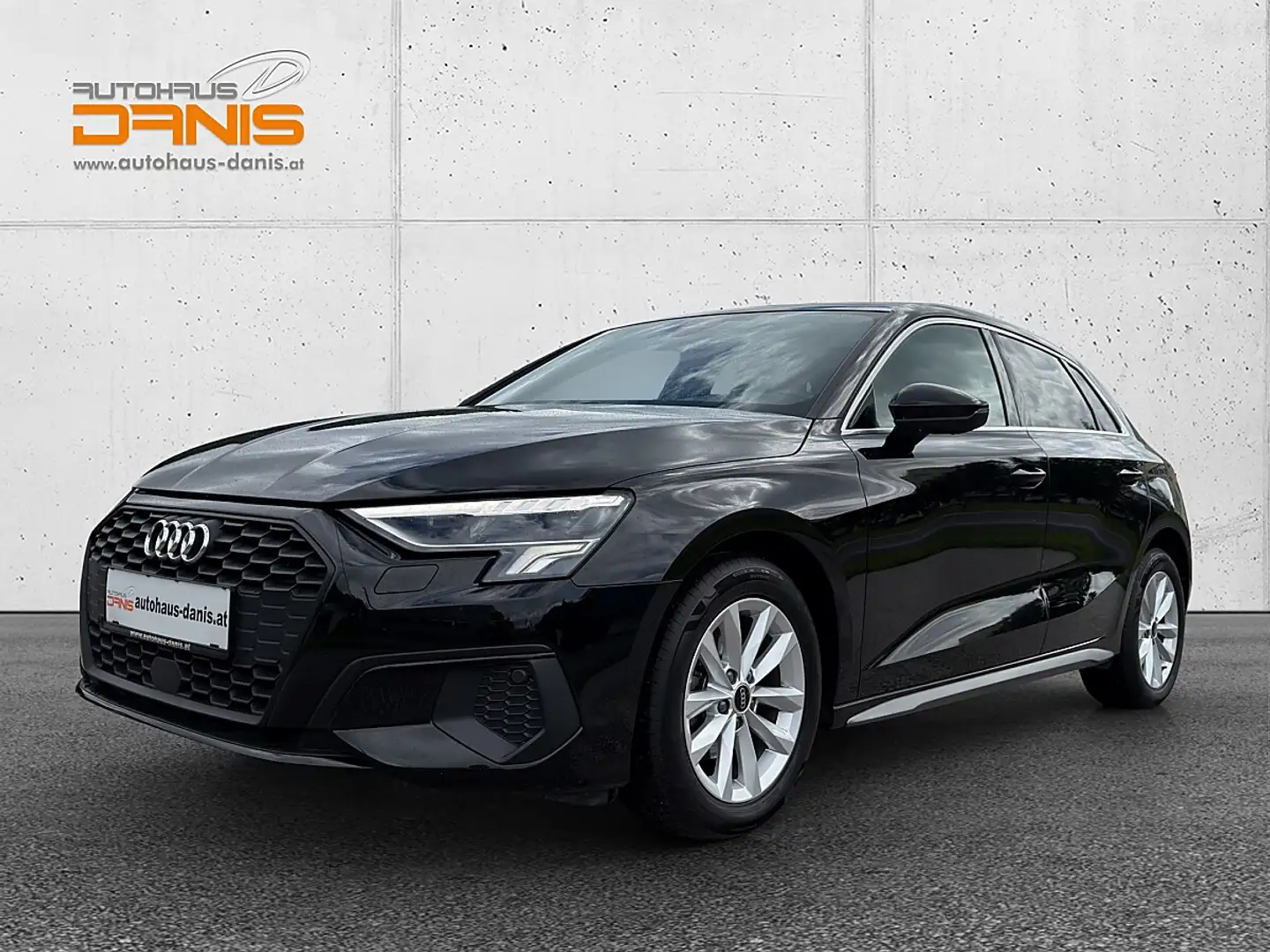 Audi A3 SB 30 TFSI intense S-tronic LED/SHZ/GRA Schwarz - 1