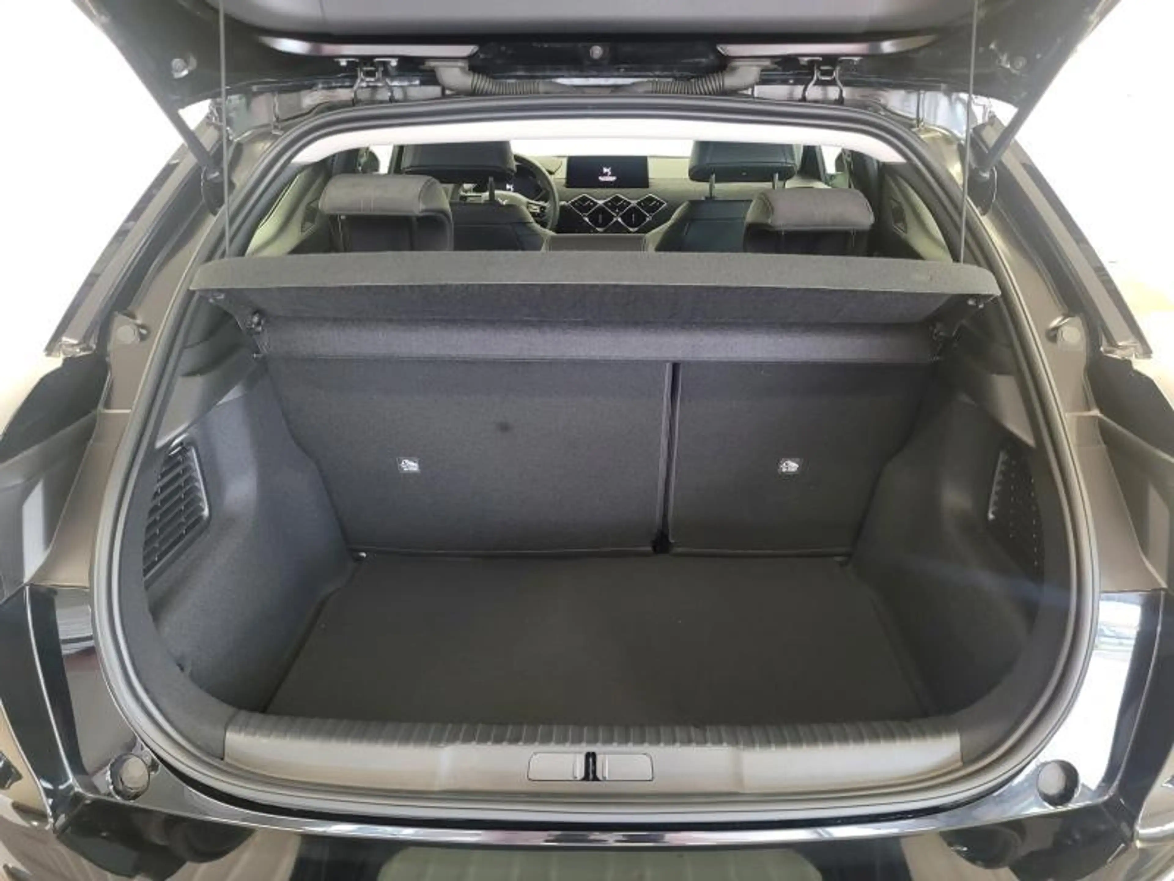 DS Automobiles DS 3 Crossback PERFOMANCE LINE  130 pk automaat — photo 13