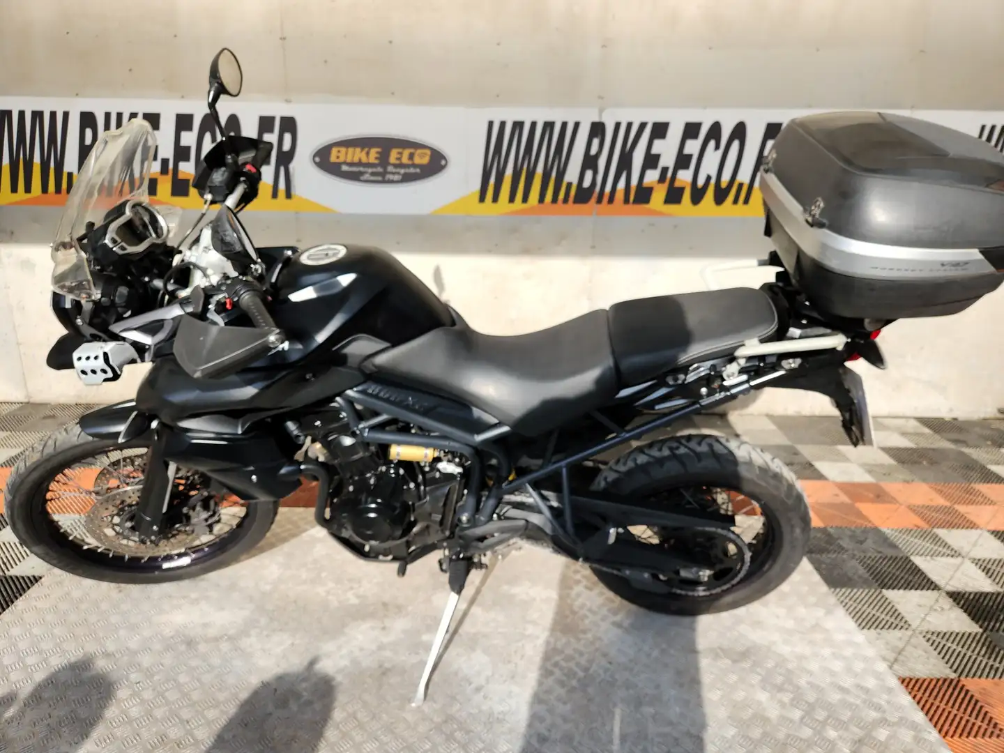 Triumph Tiger 800 Negru - 2