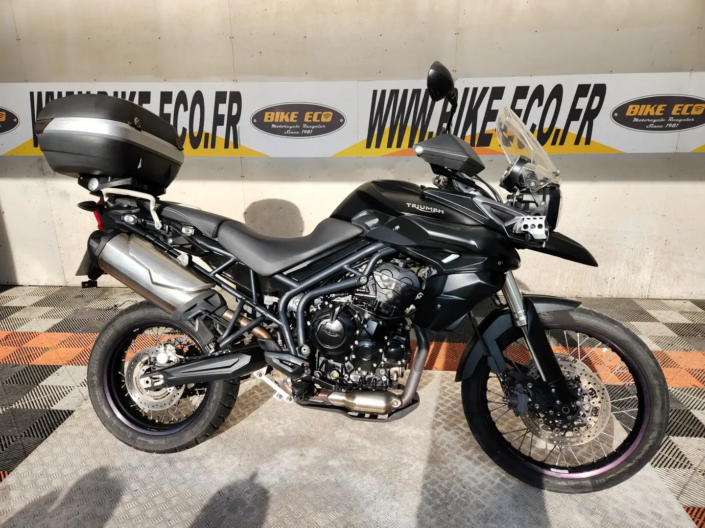Triumph Tiger 800 Negru - 1