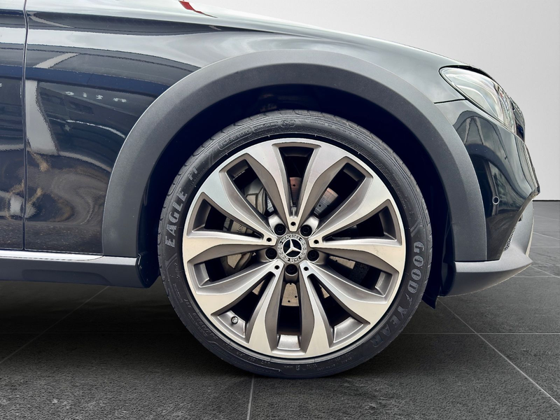 Mercedes-Benz E 400 T d 4M All-Terrain*360°*SOFT*PANORAM*DISTR — photo 9