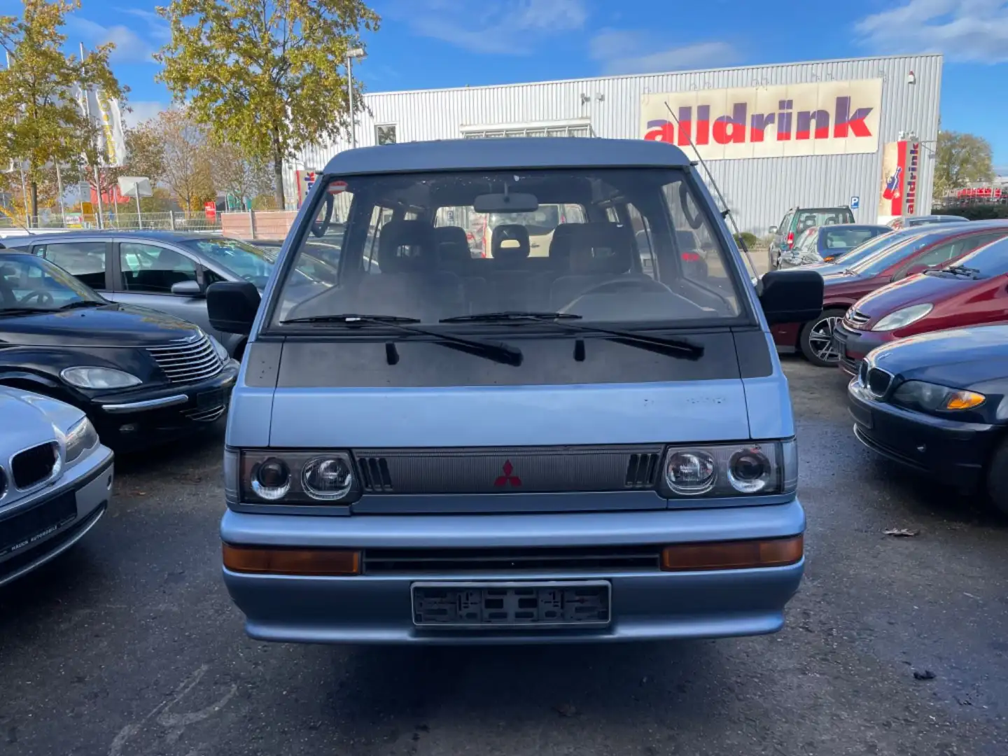 Mitsubishi L300 Luxus 2.4/Panodach/Alu/Anhängerkuppl./SH Blau - 2