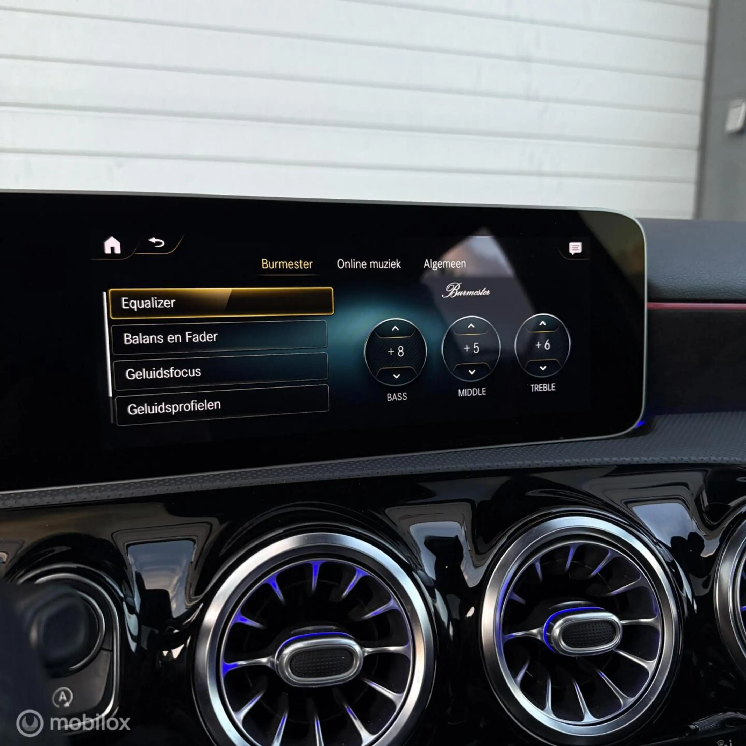 Mercedes-Benz A 35 AMG 4MATIC / AERO / HUD / PANO / BURMES — photo 18