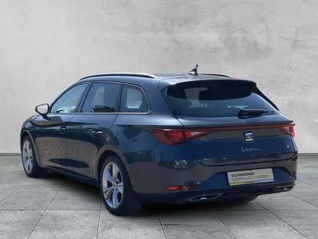 Seat Leon view 3