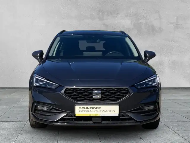 Seat Leon view 8