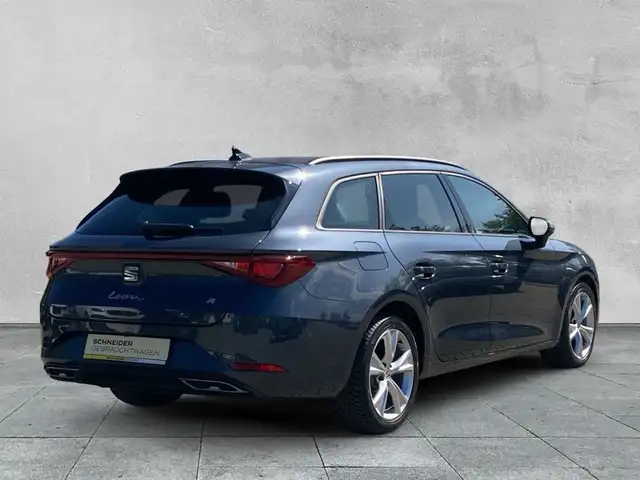 Seat Leon view 5