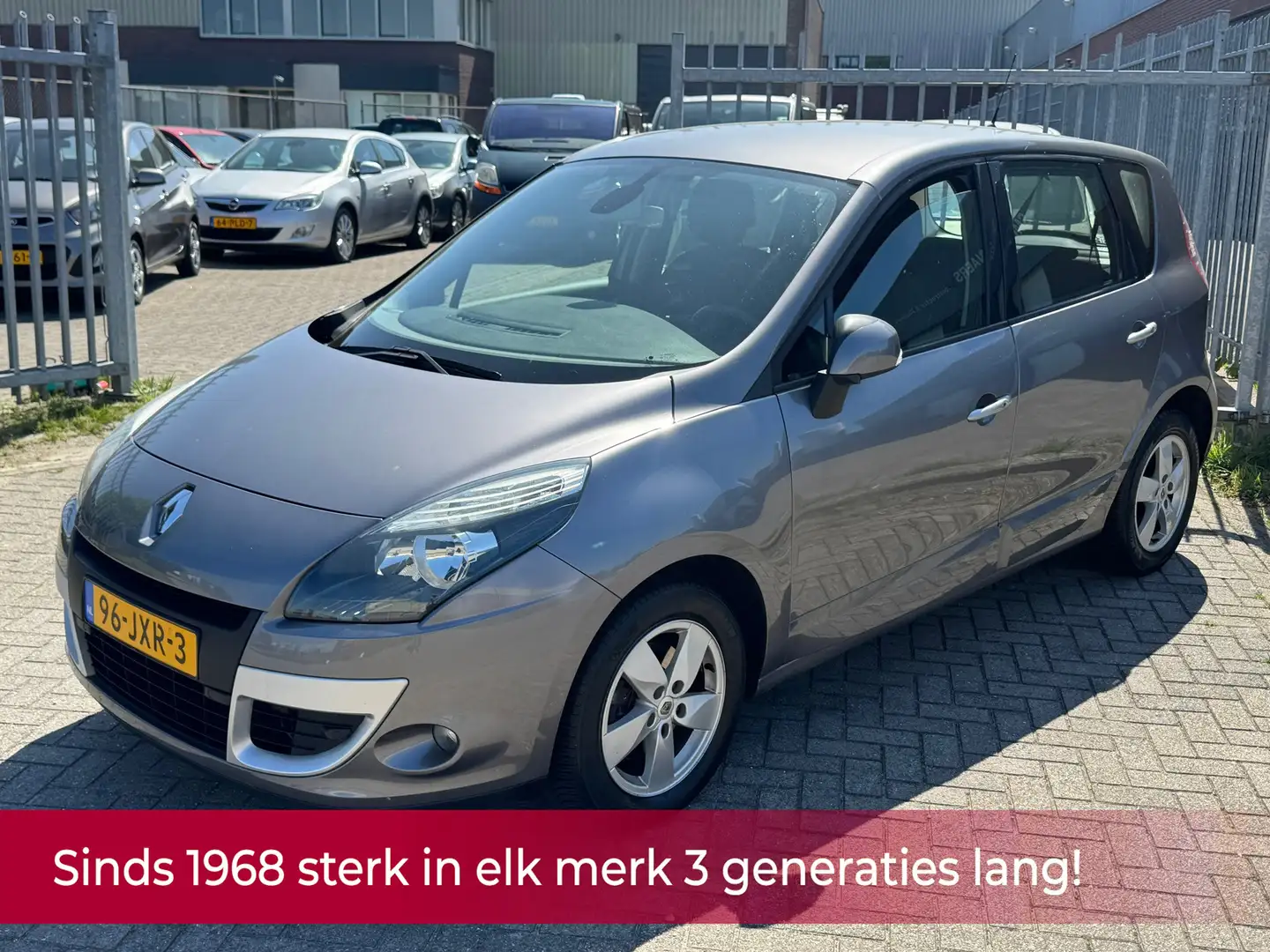 Renault Scenic 2.0 Dynamique 140PK AUTOMAAT! NL AUTO NAP! Navi l Grijs - 1