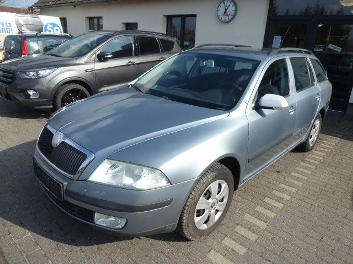 Skoda Octavia Combi Ambiente Grau - 2