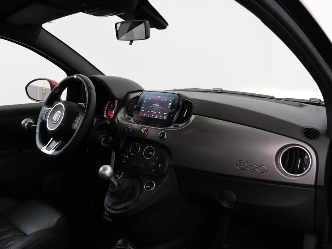 Abarth 595 2022 — фото 12