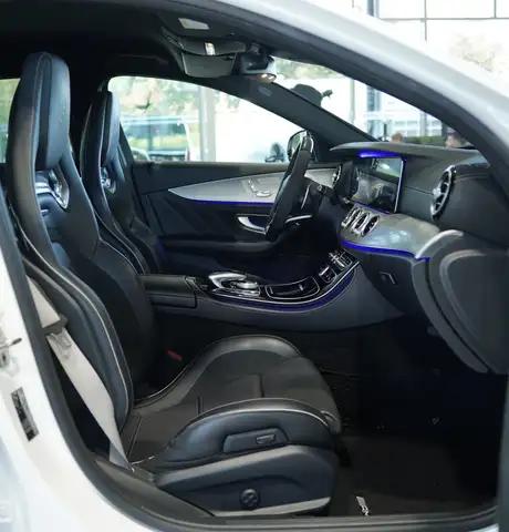 Mercedes-Benz E-Class view 15