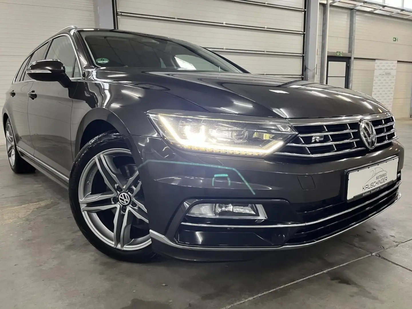 Volkswagen Passat Variant Highline R-LINE HEAD-UP LEDER DSG 2.0 TDI 190 PS M Braun - 2