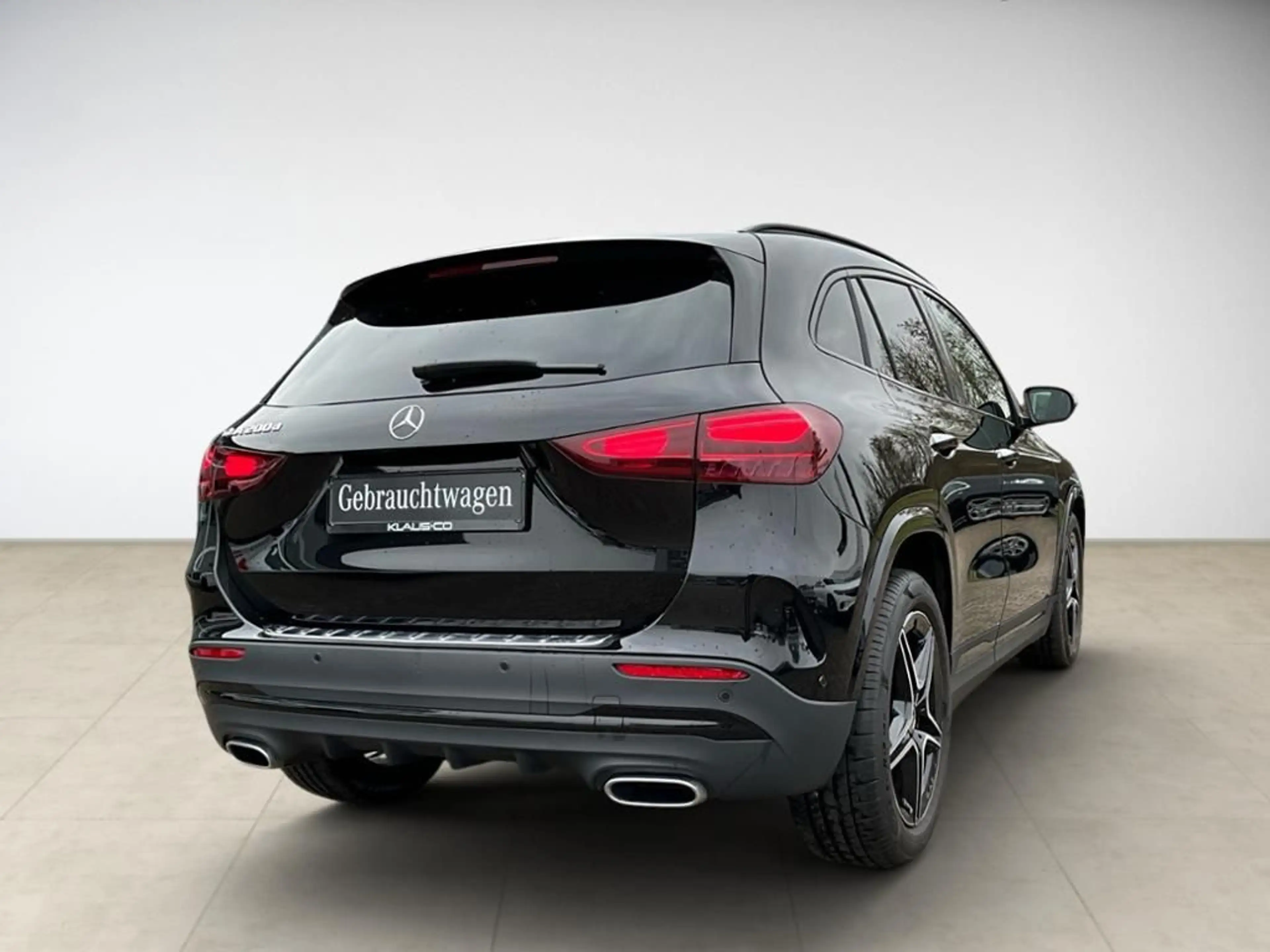 Mercedes-Benz GLA 200 d AMG Line Advanced Plus ACC AUT Kam. — photo 4