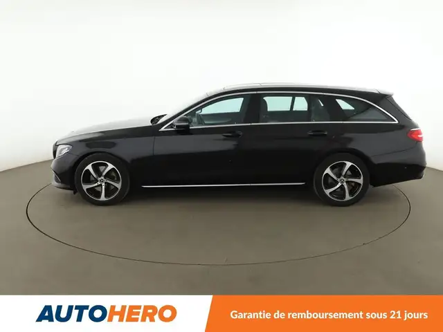 Mercedes-Benz E-Class view 3