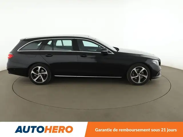 Mercedes-Benz E-Class view 7
