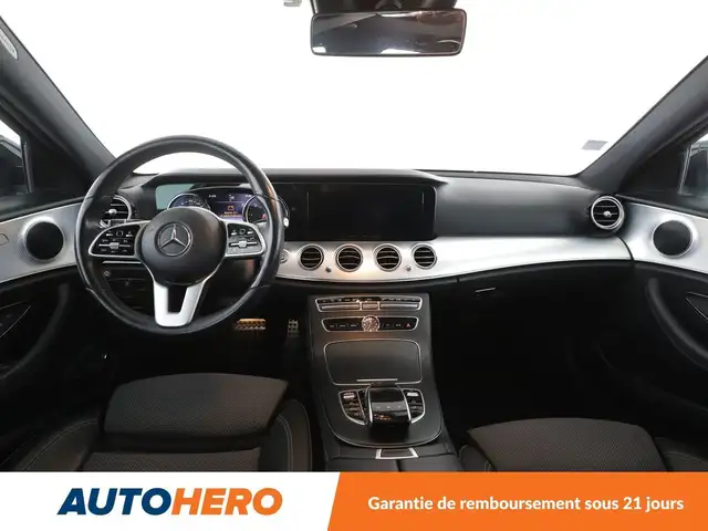 Mercedes-Benz E-Class view 12