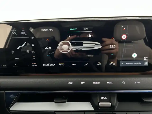Kia Ev9 view 12