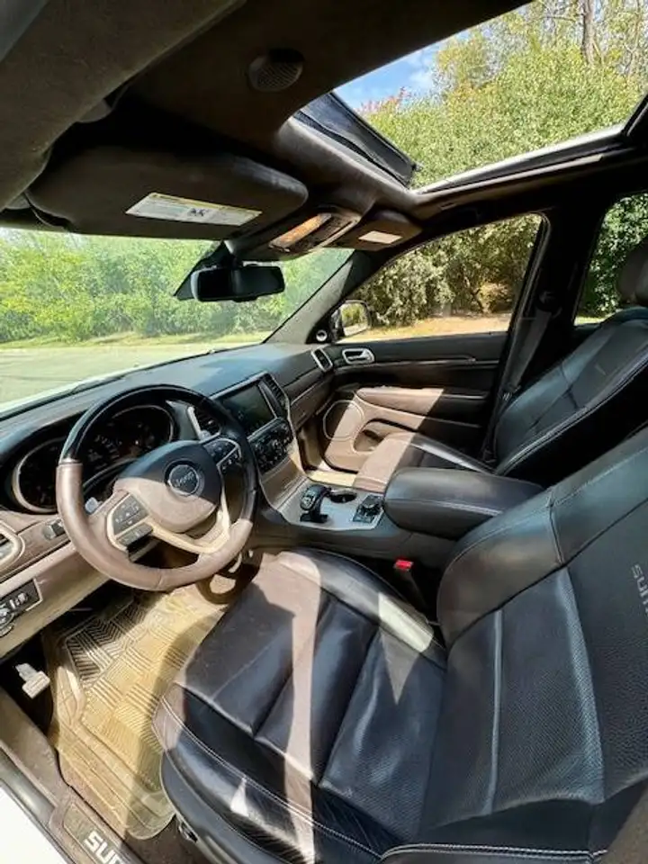 Jeep Grand Cherokee fotografie Jeep Grand Cherokee