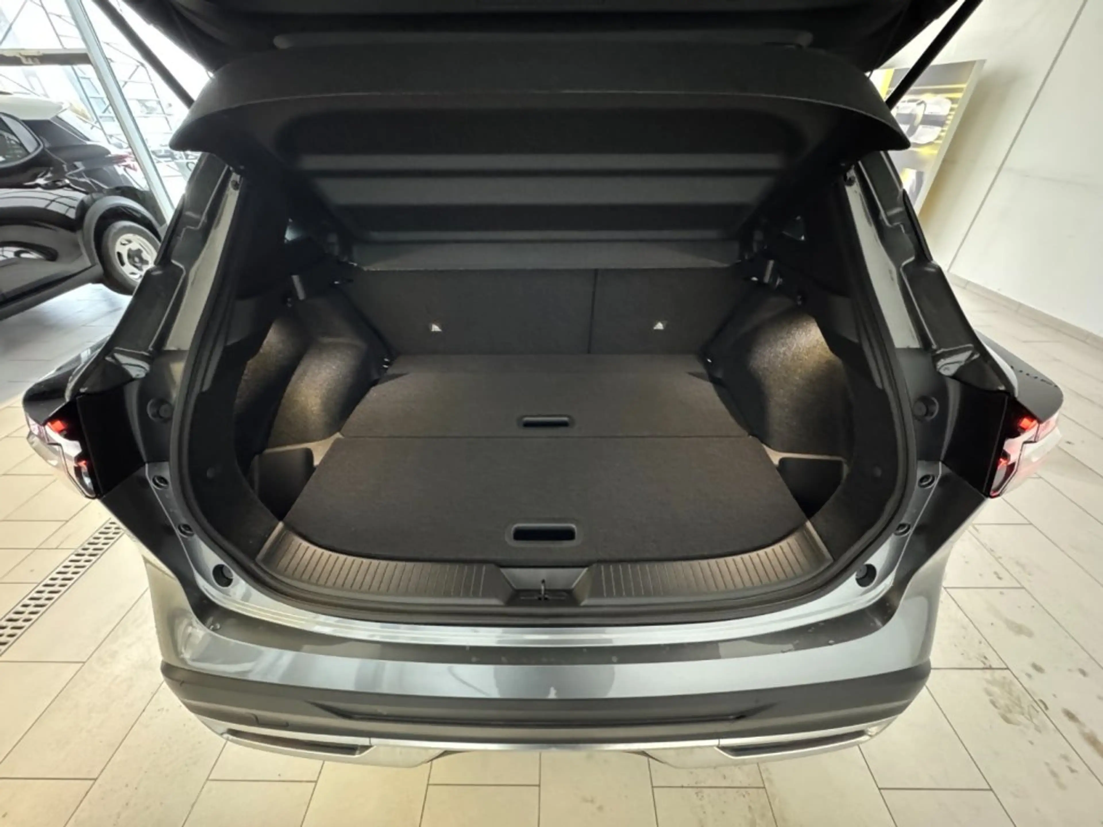 Nissan Qashqai+2 NIssan Qashqai N-Connecta — photo 12