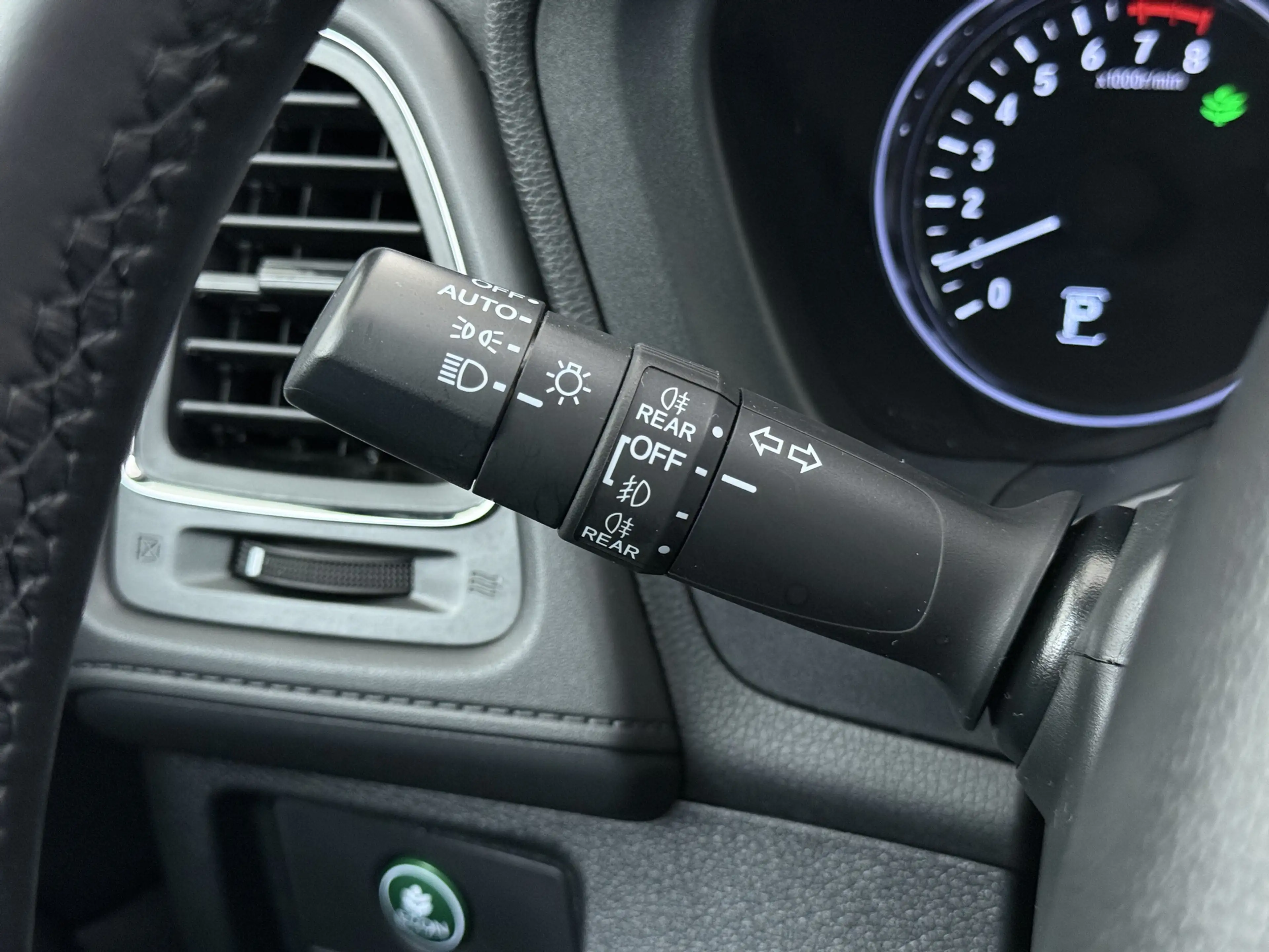 Honda HR-V 1.5 i-VTEC 130pk CVT Executive — photo 24
