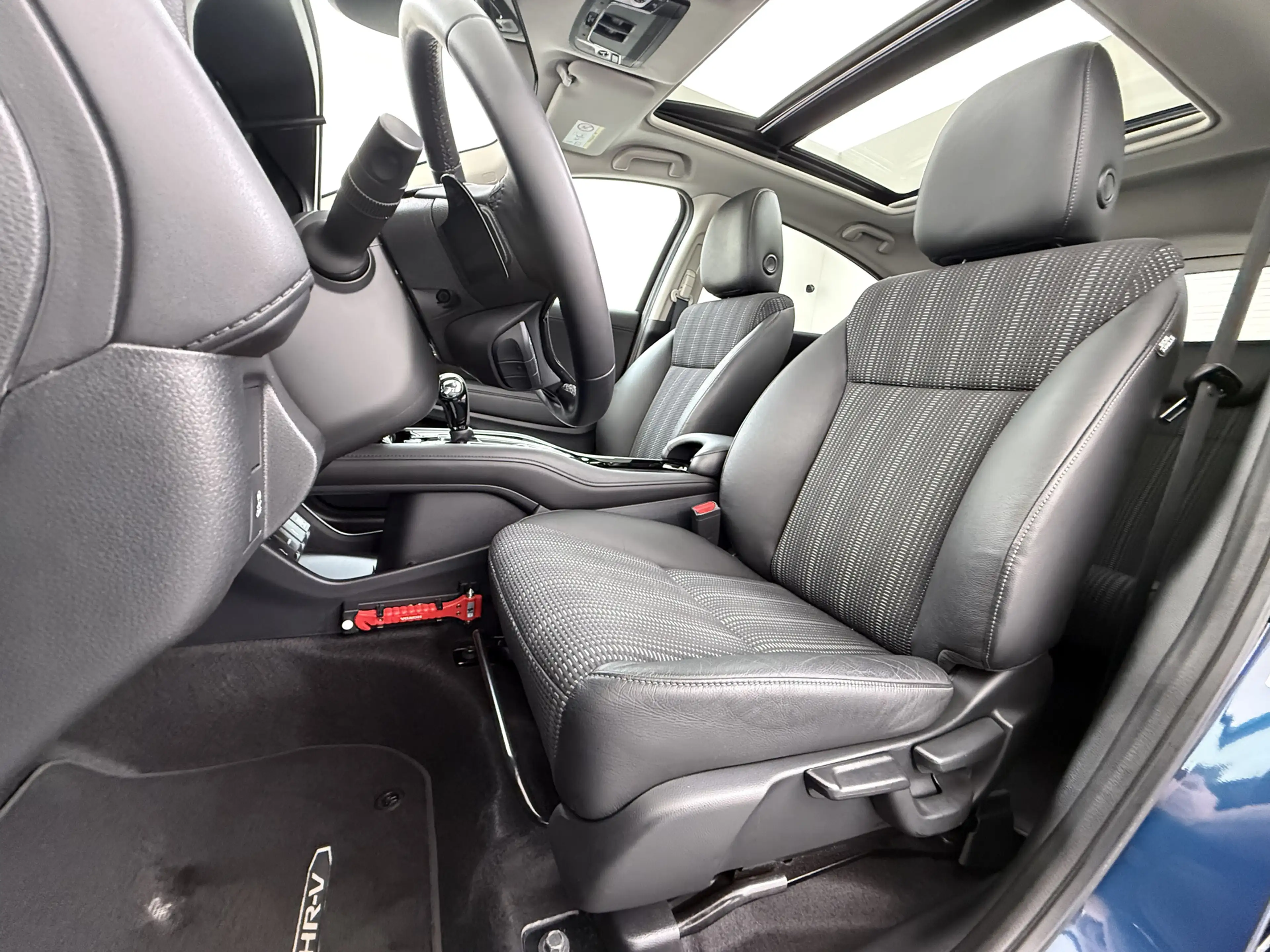 Honda HR-V 1.5 i-VTEC 130pk CVT Executive — photo 17