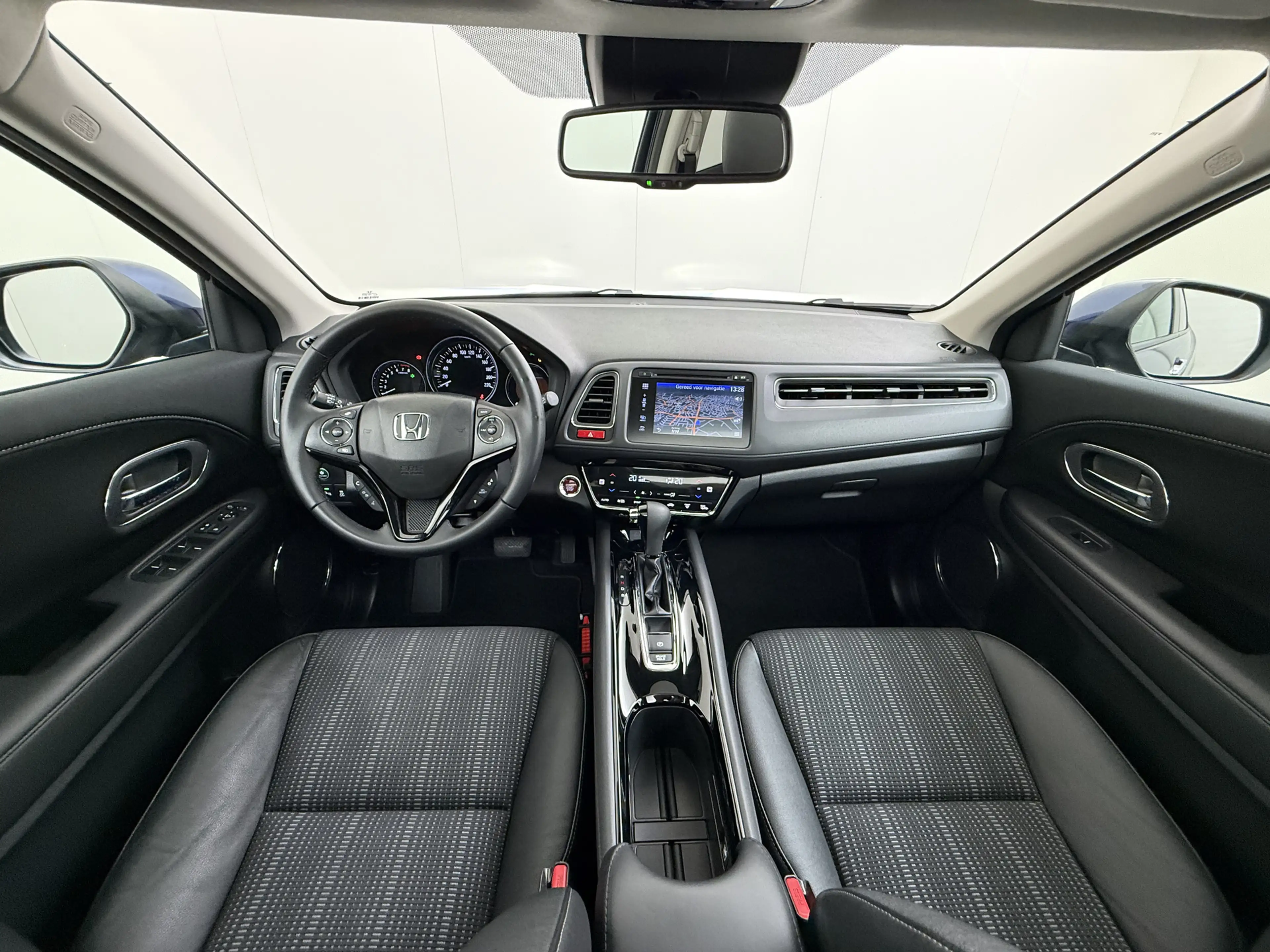 Honda HR-V 1.5 i-VTEC 130pk CVT Executive — photo 21