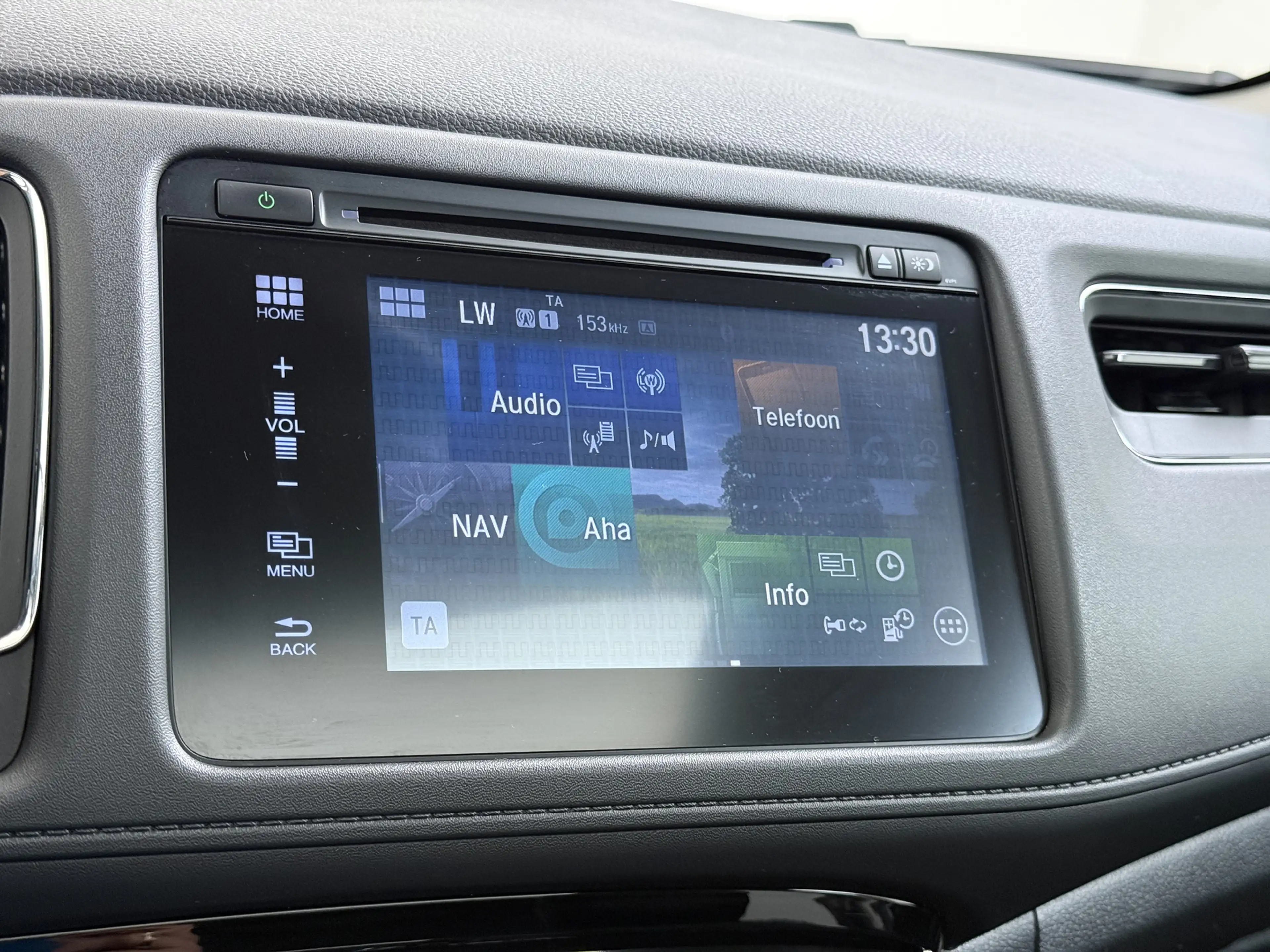 Honda HR-V 1.5 i-VTEC 130pk CVT Executive — photo 32