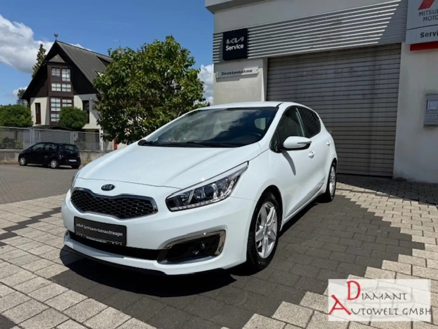 Kia Ceed / cee'd Spirit 1.6 GDI 5 1,6 DCT SPI STD **NAV**RFK** Bílá - 1