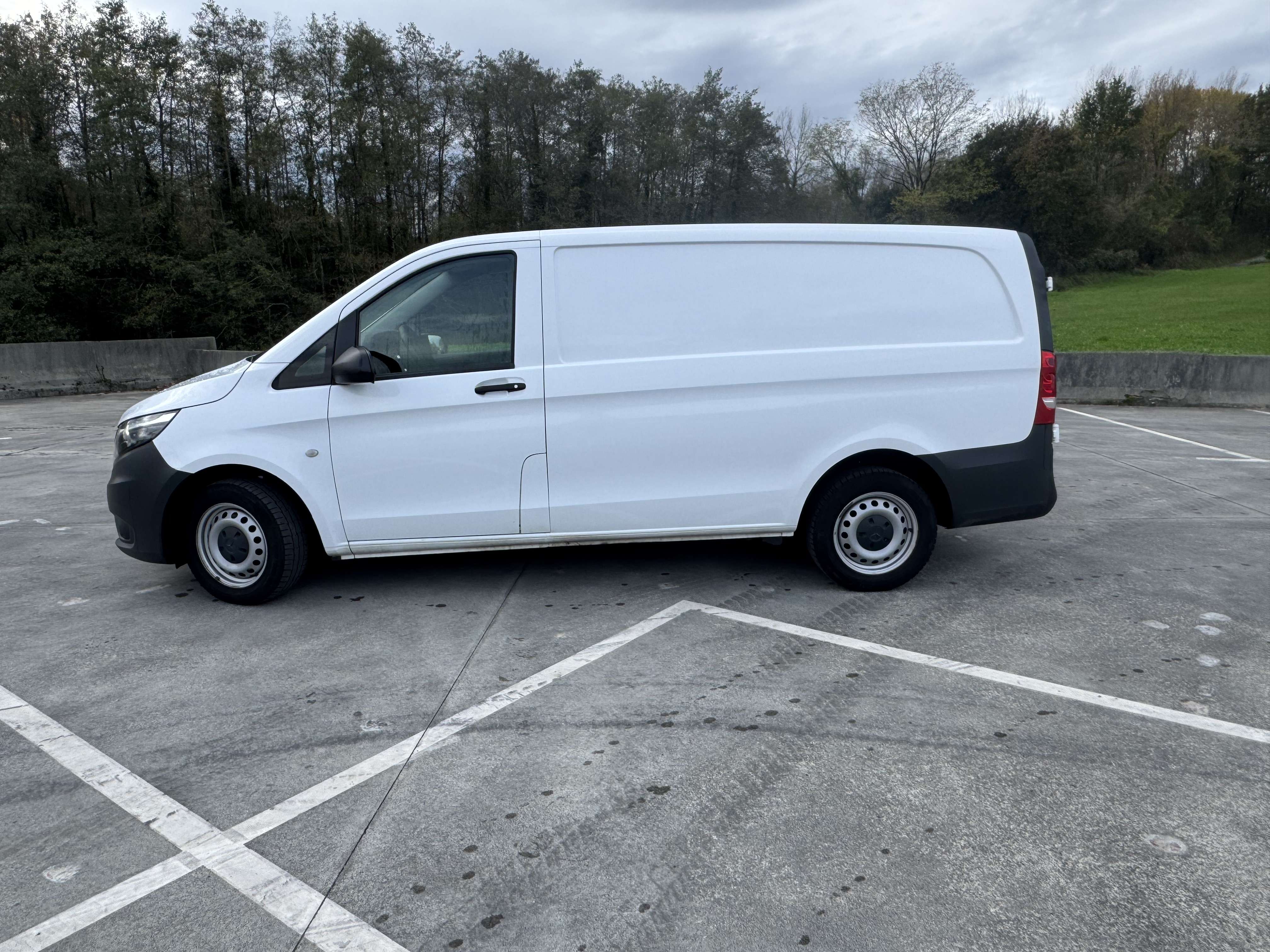 Mercedes-Benz Vito Vito Furgón 114CDI Pro Larga Pro - foto 1