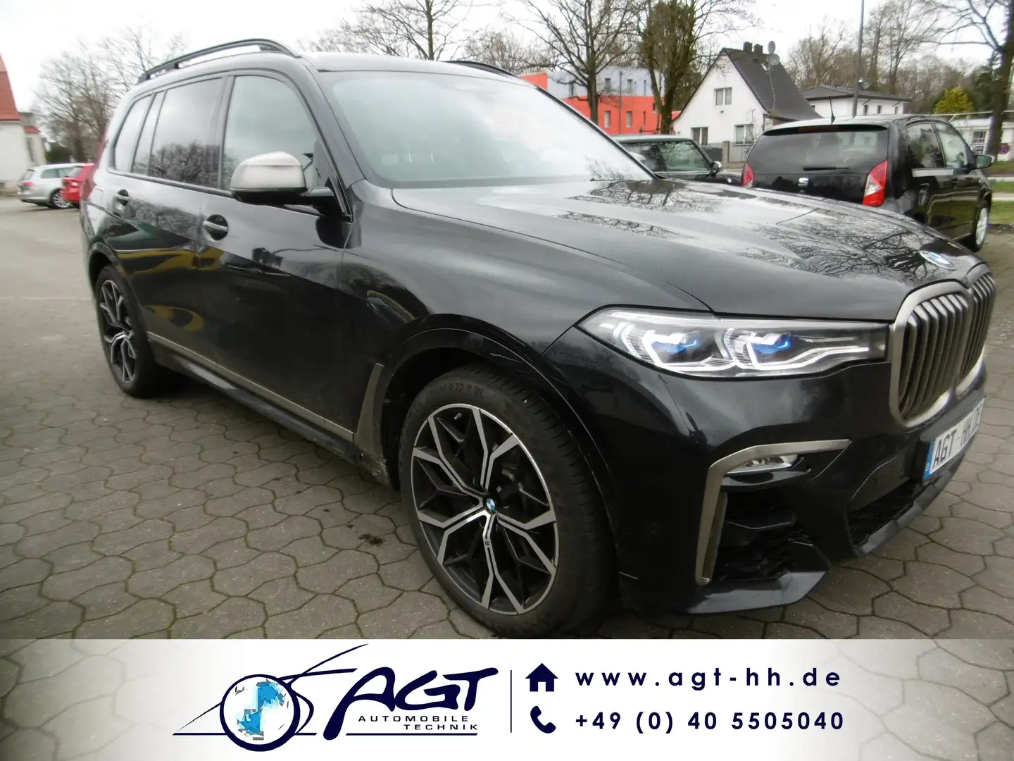 BMW X7 M50d Black Sapphire VOLL Schwarz - 1