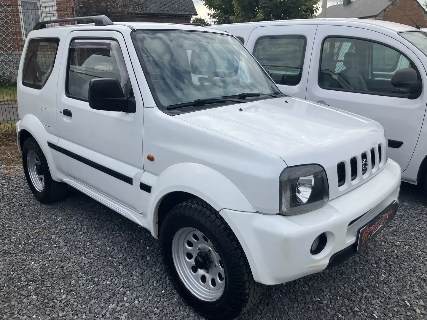Suzuki Jimny 1.3i 16v Blanc - 2