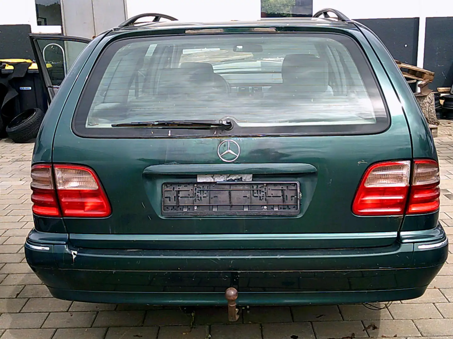 Mercedes-Benz E 220 T CDI Elegance Vert - 1