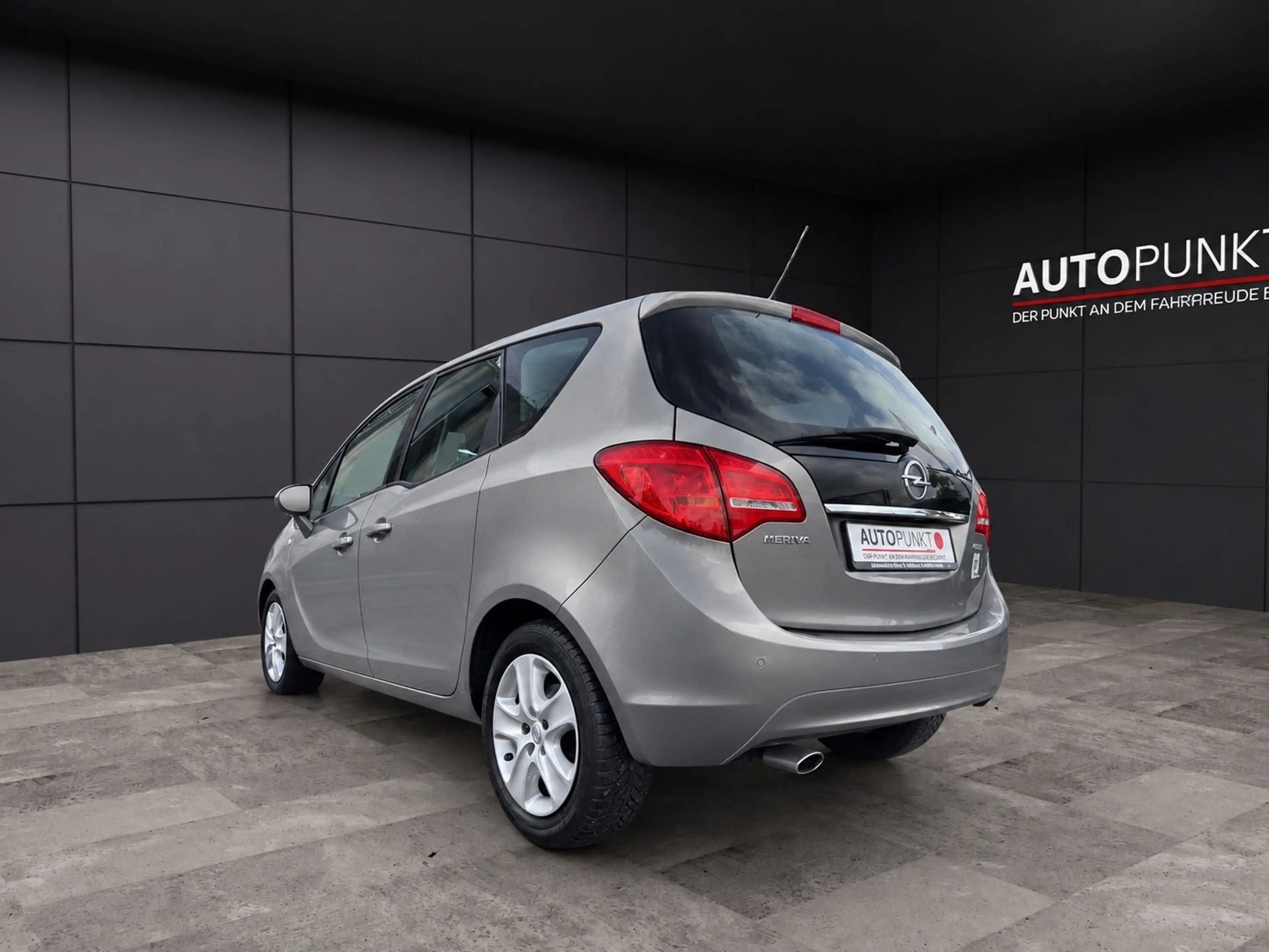 Opel Meriva B INNOVATION 1.7CDTI NAVI 88TKM PDC SHZ — photo 6