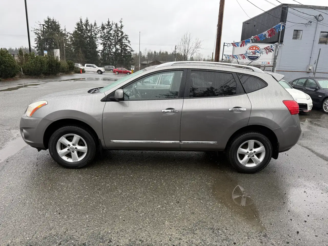 Nissan Rogue снимка Nissan Rogue