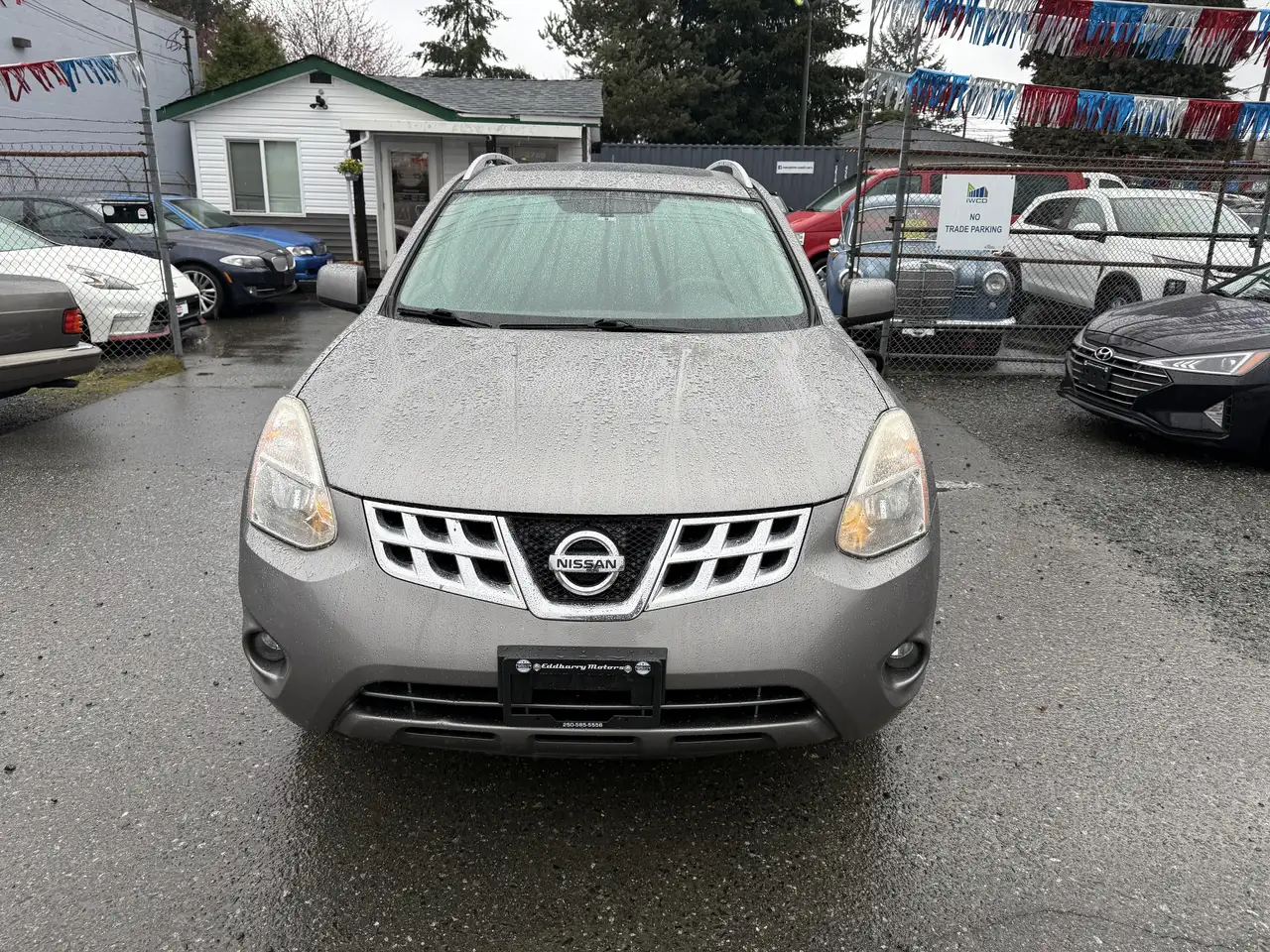 Nissan Rogue снимка Nissan Rogue
