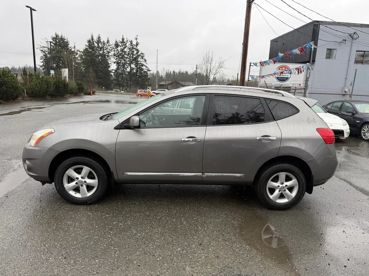 Nissan Rogue снимка Nissan Rogue
