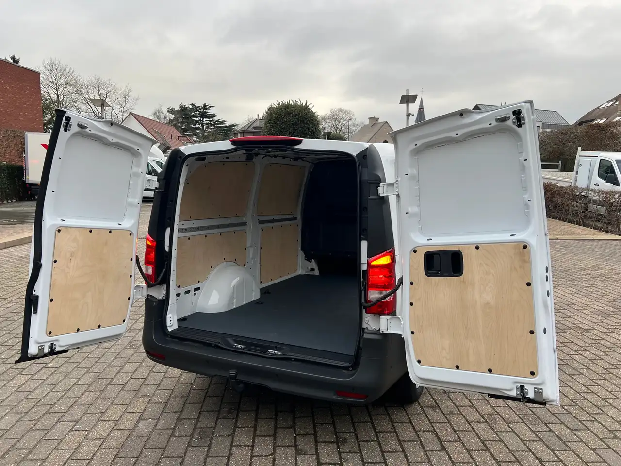 Mercedes-Benz Vito 114 L2 RWD AUTO (33.250€ex.) — foto 6