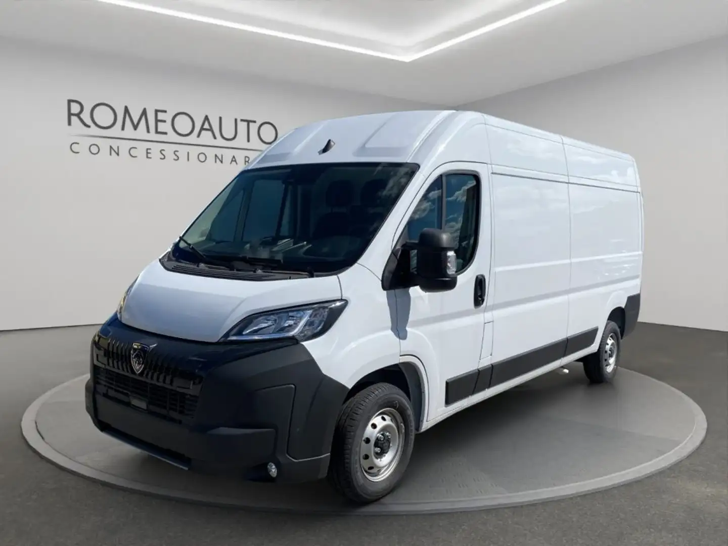 Peugeot Boxer NEW 335 L3H2 2.2 BlueHDi 140CV S&S + IVA Bianco - 1