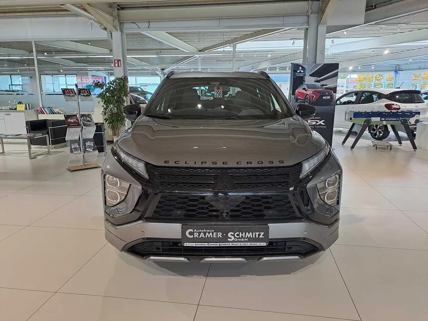 Mitsubishi Eclipse Cross Plug-In Hybrid 4WD Select Black Grau - 2