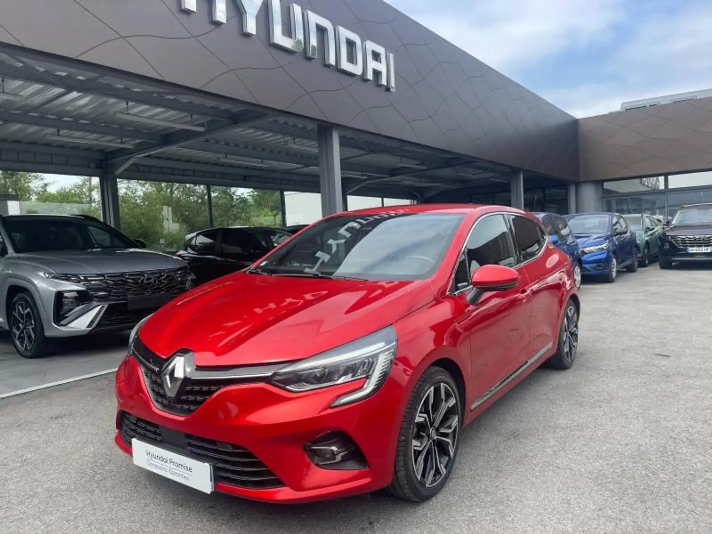 Renault Clio 1.6 E-Tech 140ch Intens Rouge - 1