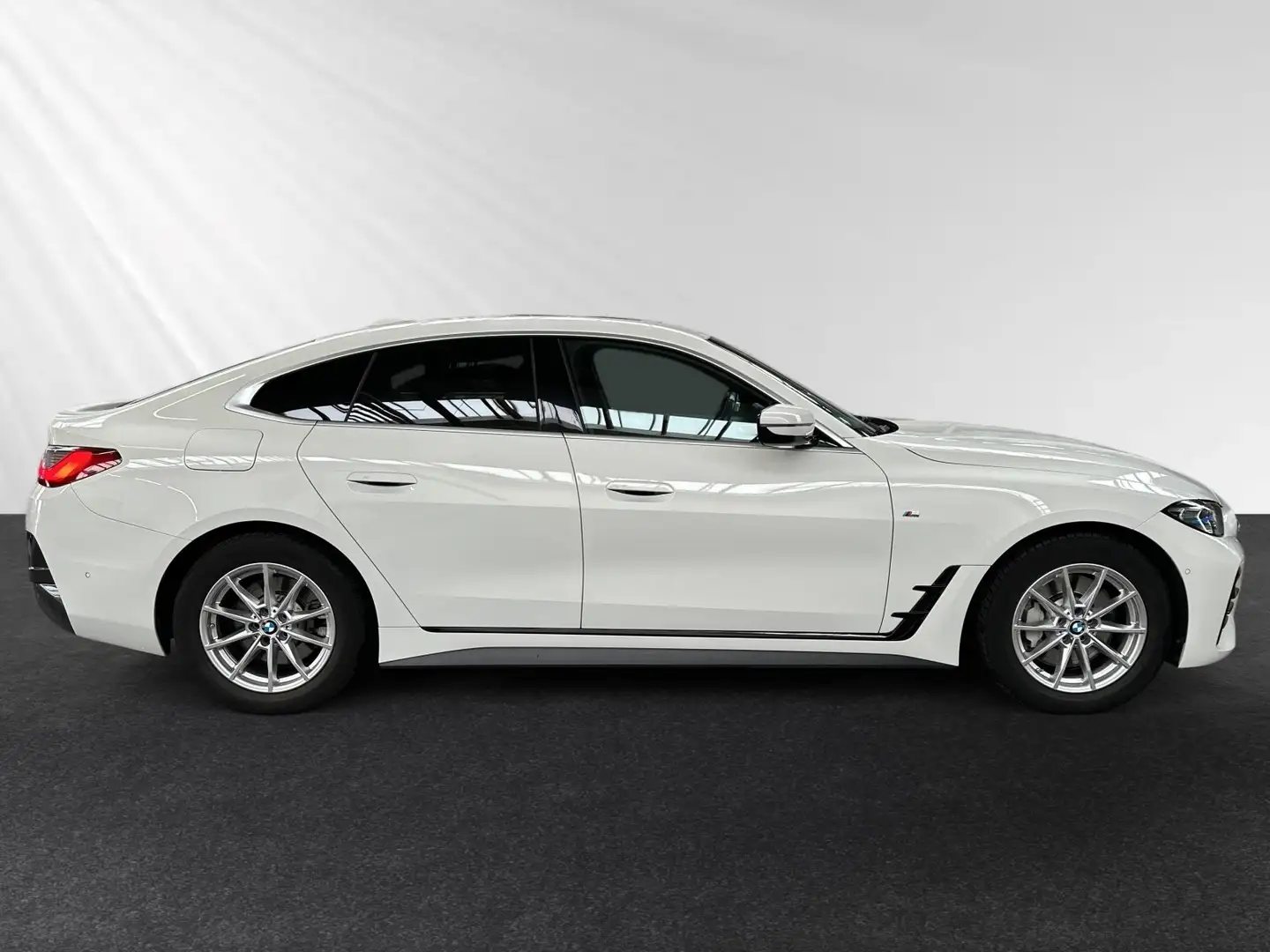 BMW 430 i Gran Coupe M Sport|Glasdach|Laser|AHK Weiß - 2