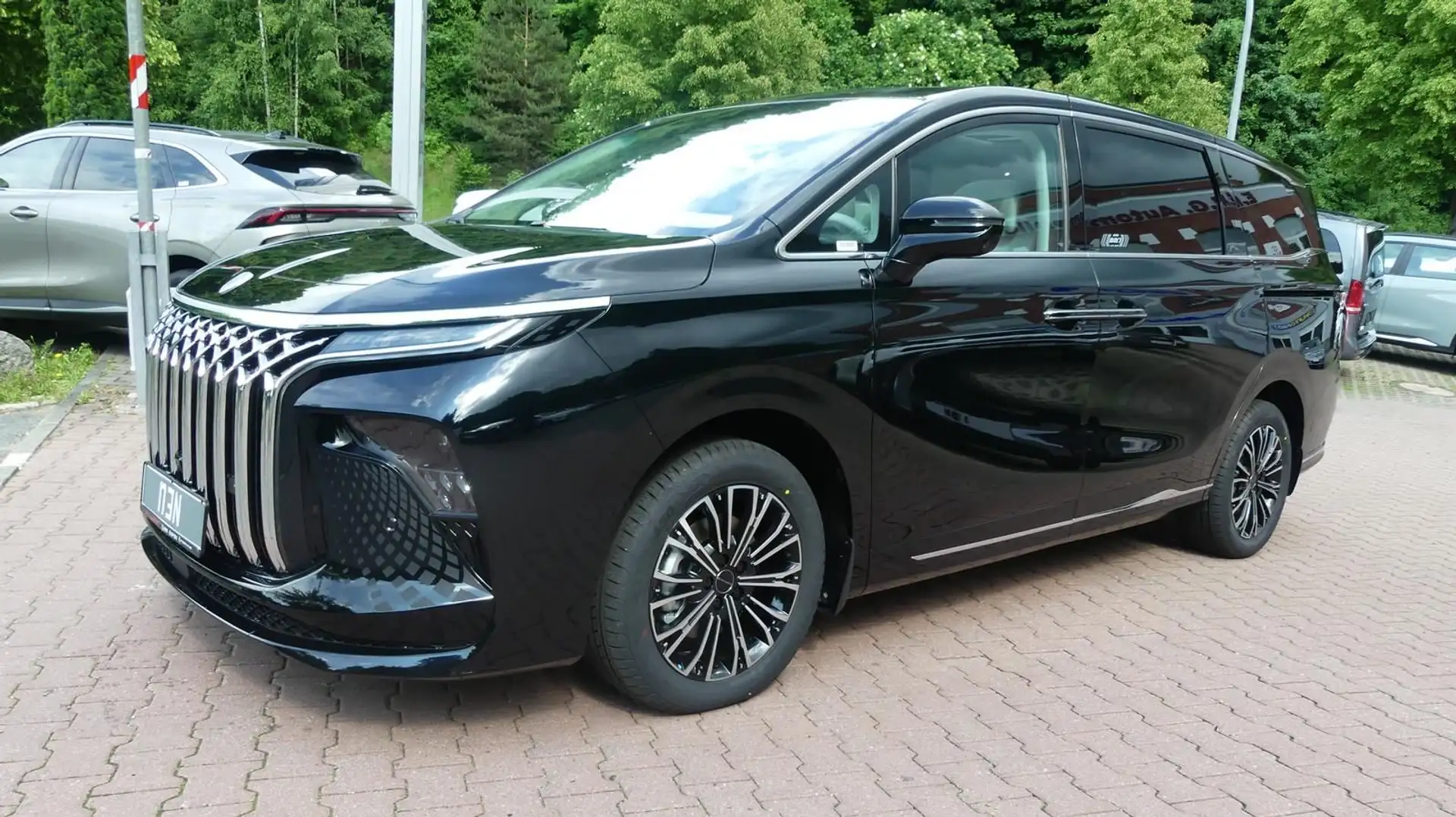 DFSK Forthing 9*HEV*7Sitze*Leder*Sitzbel*Kam*ACC*Pano Czarny - 1