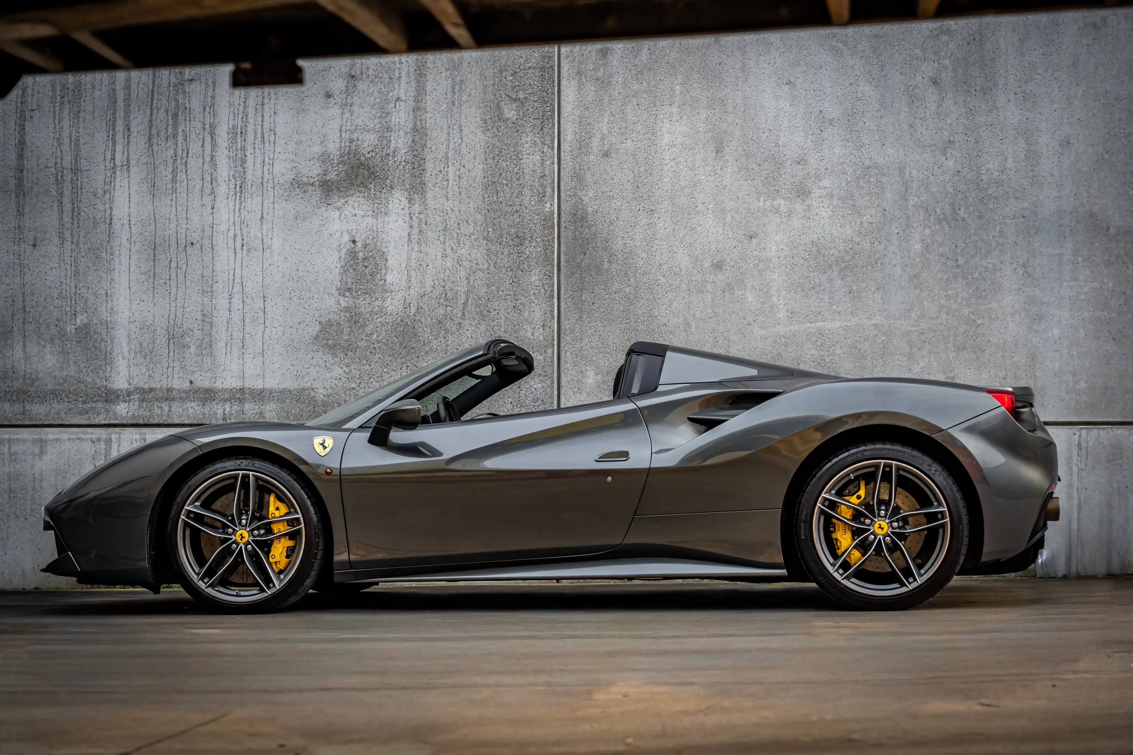 Ferrari 488 488 Spider/Lift/FULLCARBON/MALUSPAYER — photo 4