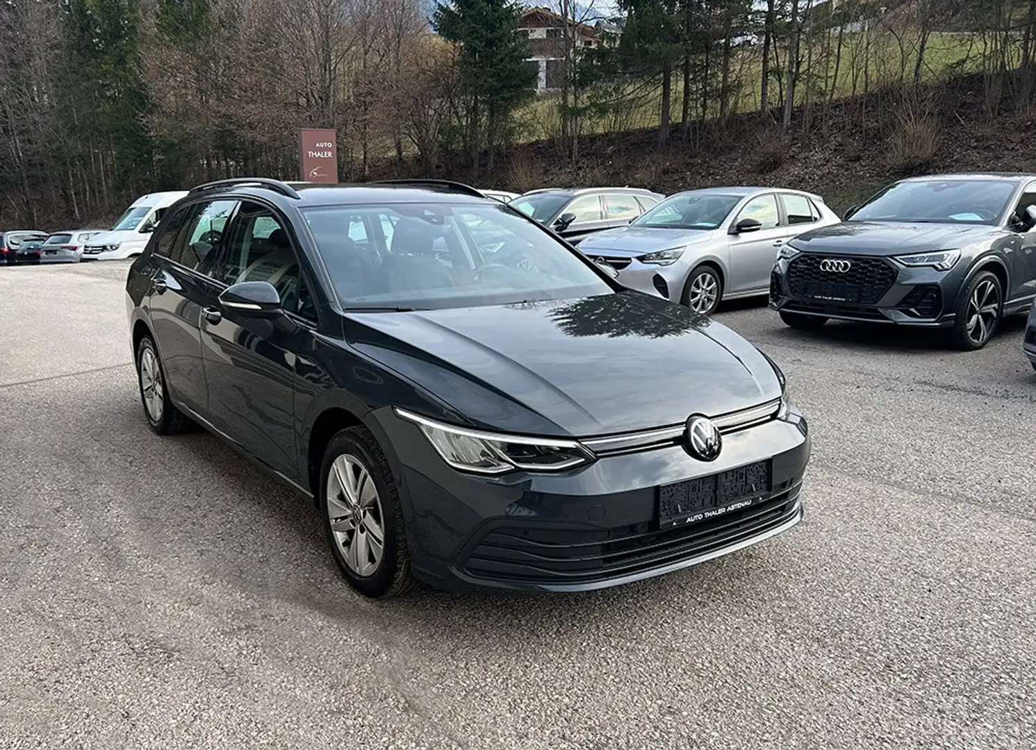 Volkswagen Golf Variant Confortline 2,0 TDI Grau - 2