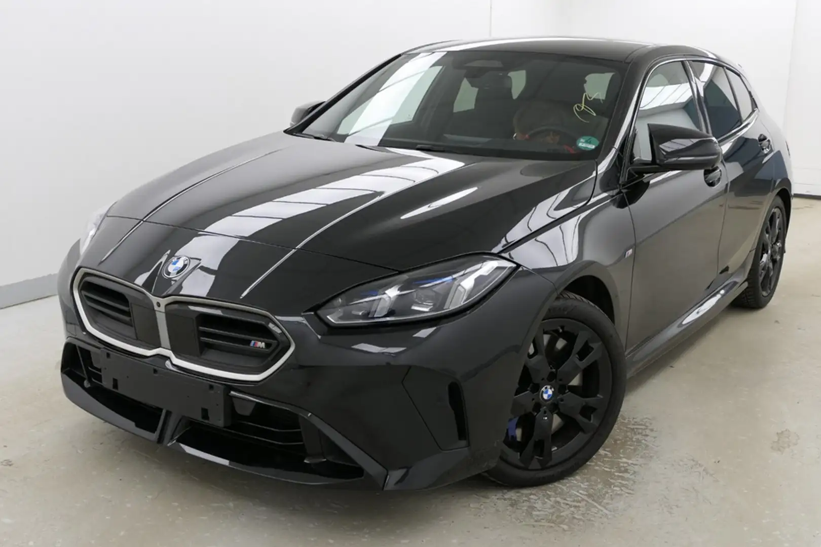 BMW 1er M Coupé M135 xDrive Klimaaut. Head-Up Adaptives Fahrwerk Noir - 2