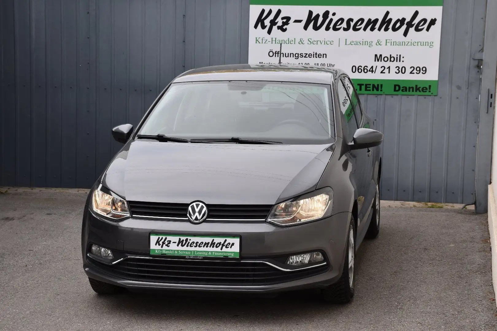 Volkswagen Polo Comfortline 1,0 BlueMotion / Servive + Pickerl NE Grau - 2