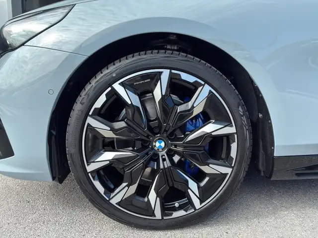 BMW 540 d xDrive Ansicht 15